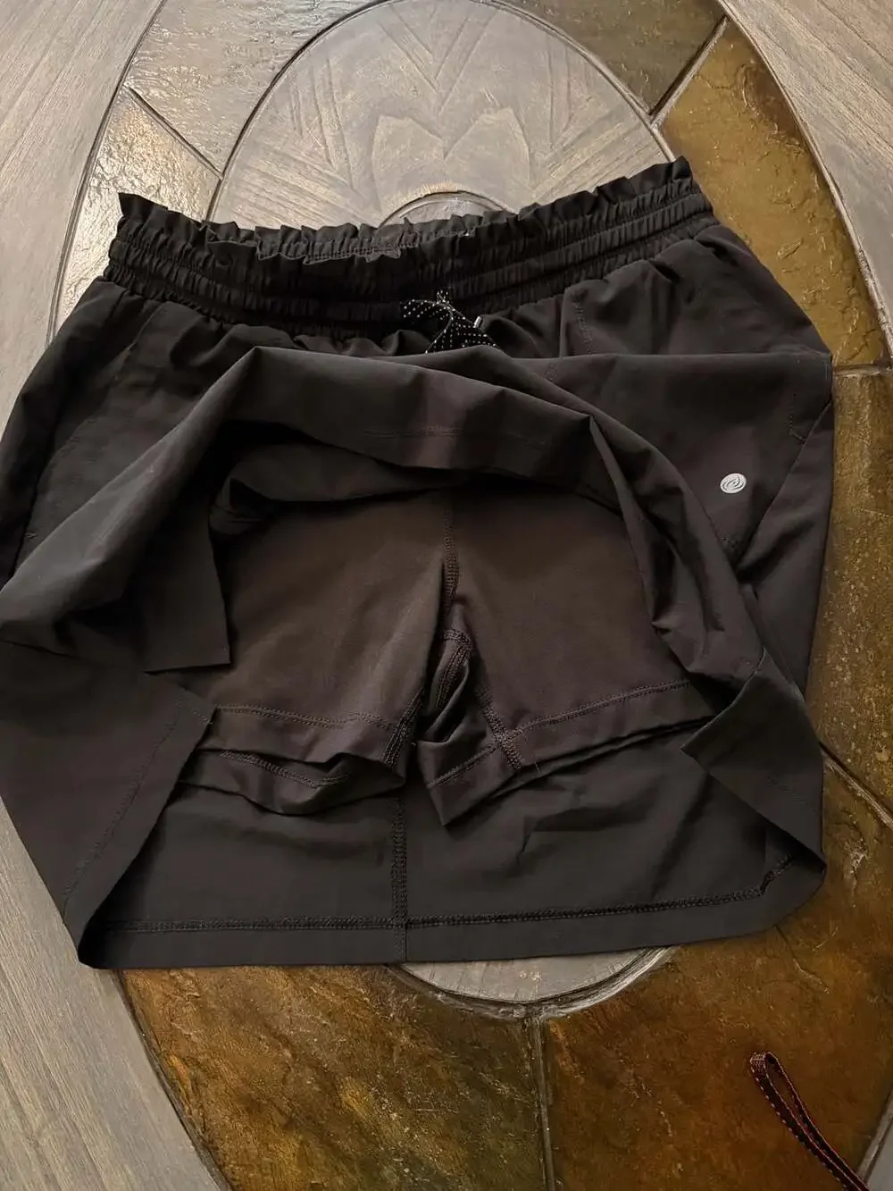 Apana black athletic